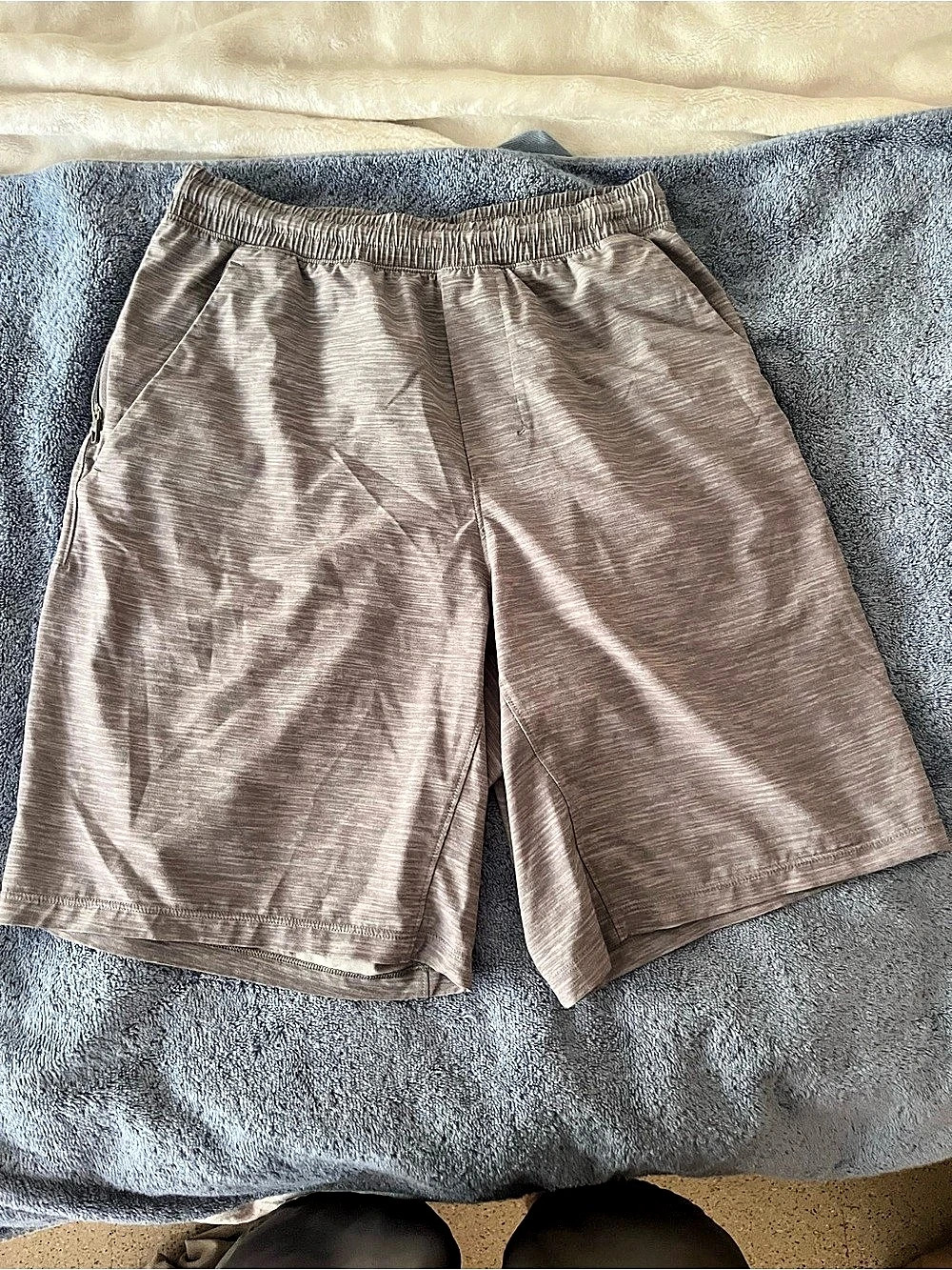 lululemon Men’s Athletic Shorts in Brown Like New